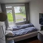 3-Bedroom Apartment, Free Parking, Fragrance Free