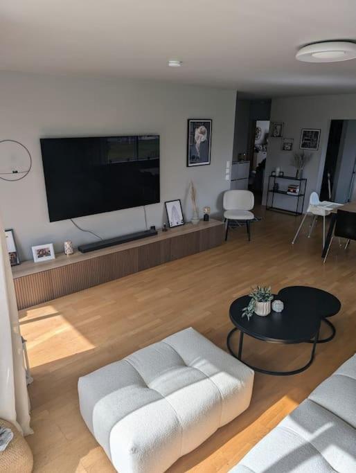 3-bedroom Apartment, Free Parking, Fragrance Free Apartment *