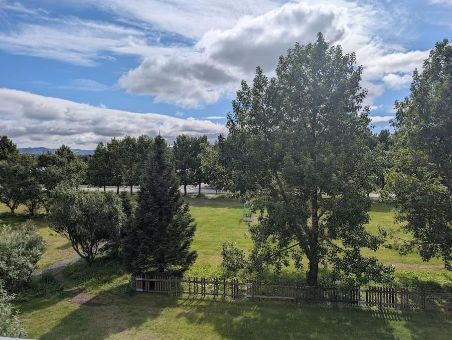 Apartment 3-bedroom Apartment, Free Parking, Fragrance Free *
